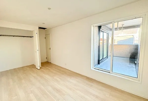 相模原市中央区田名の新築戸建て1号棟の洋室1の写真