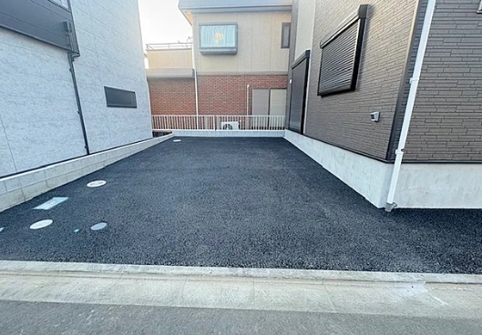 相模原市中央区田名の新築戸建て1号棟の駐車場の写真