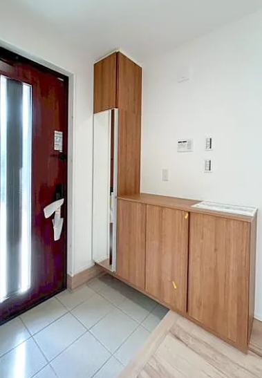 相模原市緑区東橋本3丁目の新築戸建て4号棟の玄関の写真