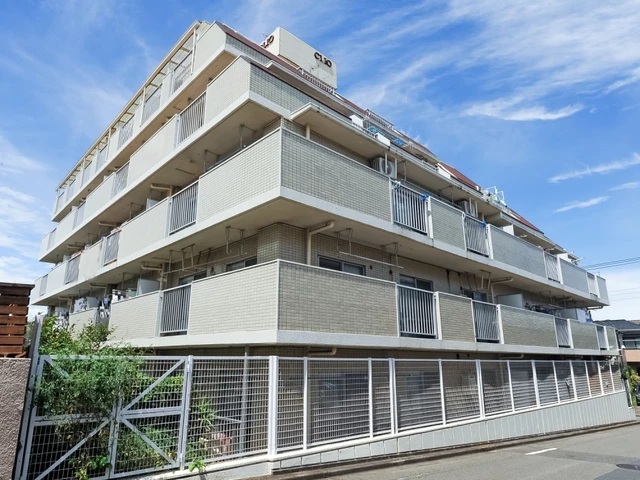 相模原市緑区東橋本3丁目の中古マンション4階部分の外観の写真