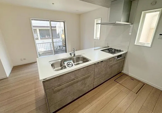 相模原市緑区大島の新築戸建て1のキッチンの写真