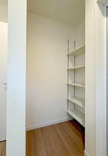 相模原市緑区大島の新築戸建て1のリネン庫の写真