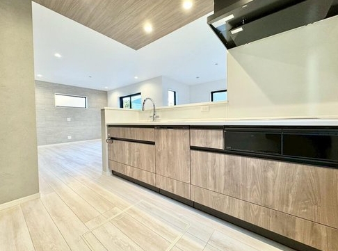 相模原市緑区若葉台1丁目の新築戸建てのキッチンの写真