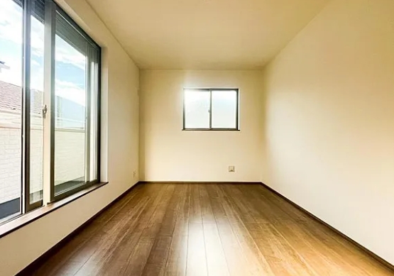 相模原市南区東大沼4丁目の新築戸建てC号棟の洋室1の写真