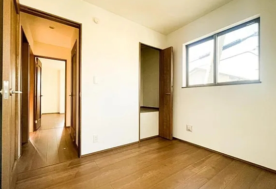 相模原市南区東大沼4丁目の新築戸建てC号棟の洋室3の写真