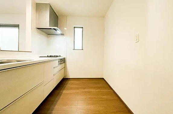 相模原市南区東大沼4丁目の新築戸建てC号棟のキッチンの写真