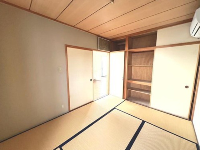 相模原市南区東林間3丁目の中古マンション4階部分の和室の写真