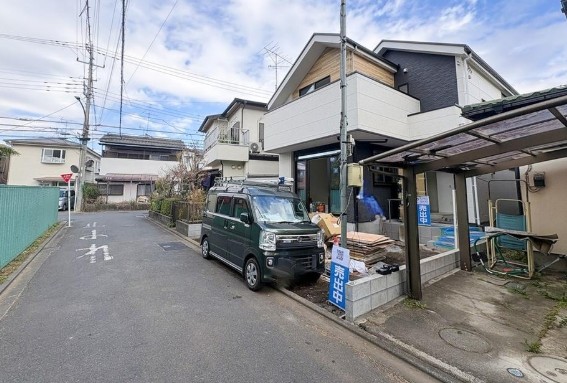 相模原市南区東林間8丁目の新築戸建ての外観の写真