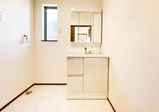 相模原市南区東大沼4丁目の新築戸建てA号棟の洗面化粧台の写真