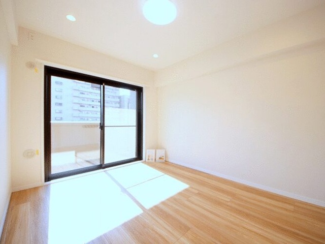 相模原市南区上鶴間本町3丁目の中古マンション5階部分の洋室の写真