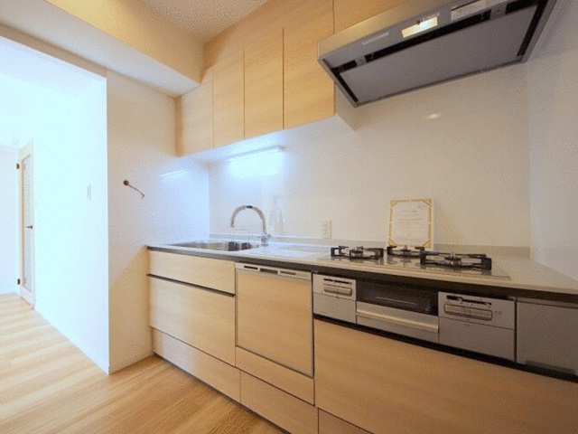 相模原市南区上鶴間本町3丁目の中古マンション5階部分のキッチンの写真