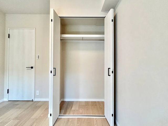 相模原市南区上鶴間本町4丁目の中古マンション1階部分の収納の写真