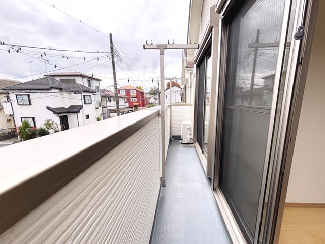 相模原市南区北里1丁目の中古戸建てのバルコニーの写真