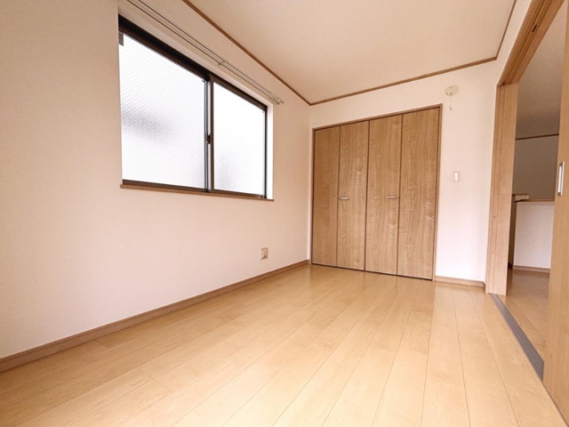 相模原市南区北里1丁目の中古戸建ての洋室3の写真