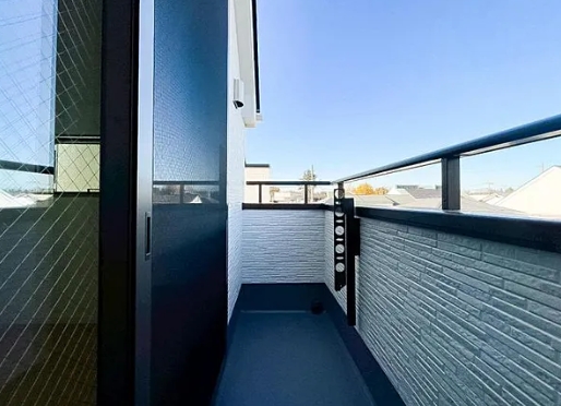 相模原市南区南台4丁目の新築戸建て1号棟のバルコニーの写真