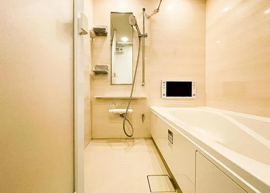 相模原市南区南台4丁目の新築戸建て2号棟のバスルームの写真