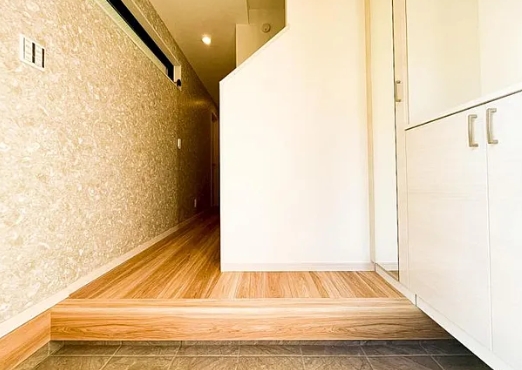 相模原市南区南台4丁目の新築戸建て2号棟の廊下の写真