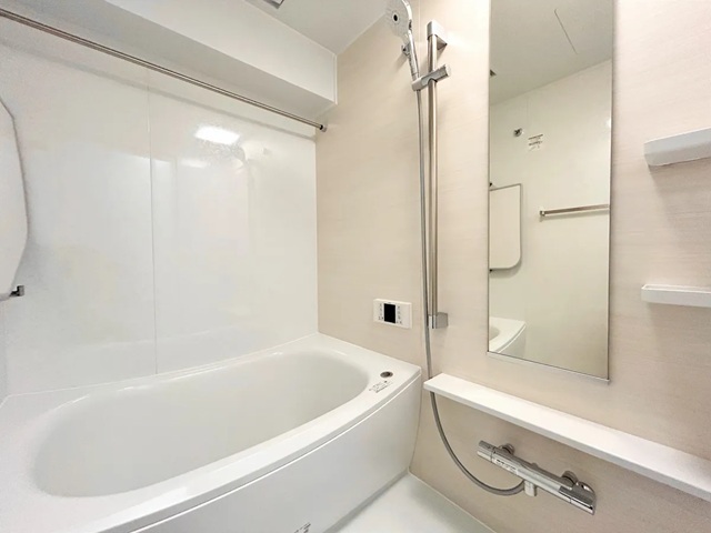 相模原市南区相模大野6丁目の中古マンション1階部分のバスルームの写真