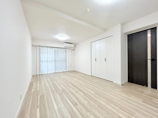 相模原市南区相模大野6丁目の中古マンション1階部分のリビングの写真