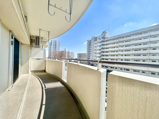 相模原市南区相模大野6丁目の中古マンション4階部分のバルコニーの写真