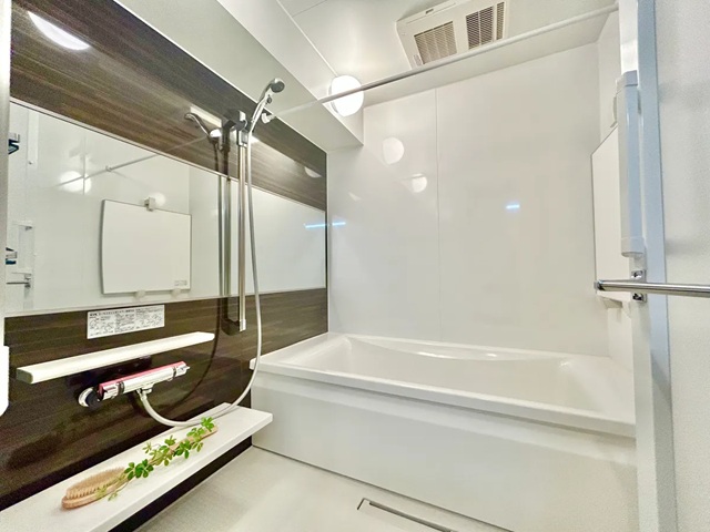 相模原市南区相模大野6丁目の中古マンション4階部分のバスルームの写真