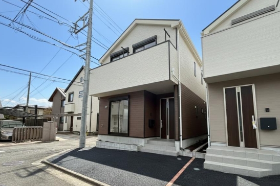 相模原市南区相南3の新築戸建て2号棟の外観の写真