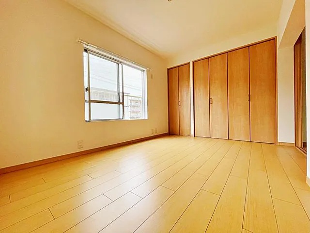 相模原市南区鵜野森2丁目の中古マンション3階部分の洋室1の写真