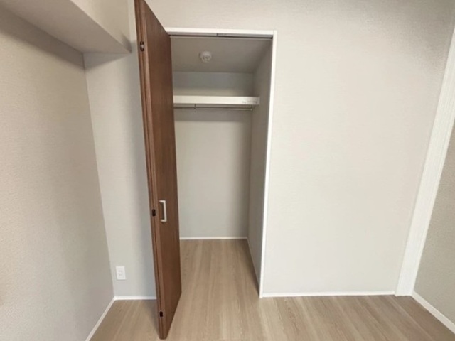 相模原市南区鵜野森3丁目の中古マンション3階部分の収納の写真