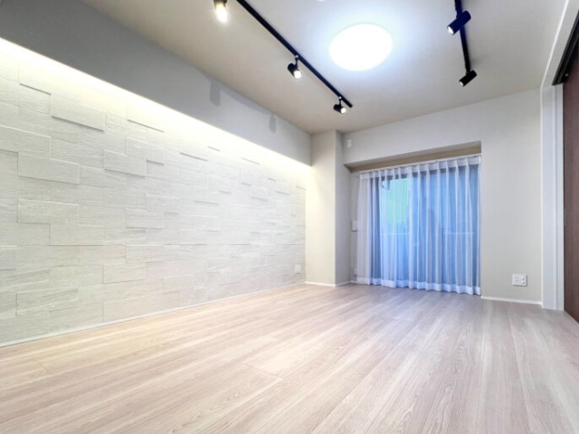 相模原市南区鵜野森3丁目の中古マンション3階部分のリビングの写真