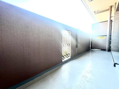 相模原市南区鵜野森3丁目の中古マンションのバルコニーの写真