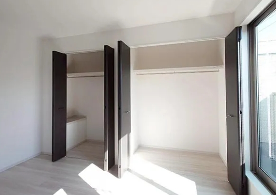 相模原市中央区光が丘2丁目の新築戸建て2号棟の収納1の写真