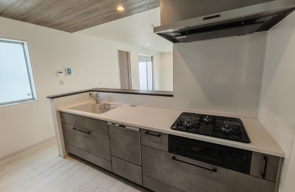 相模原市中央区上溝4丁目の新築戸建て6号棟のキッチンの写真