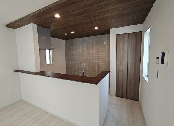 相模原市中央区上溝4丁目の新築戸建て6号棟のキッチンの写真