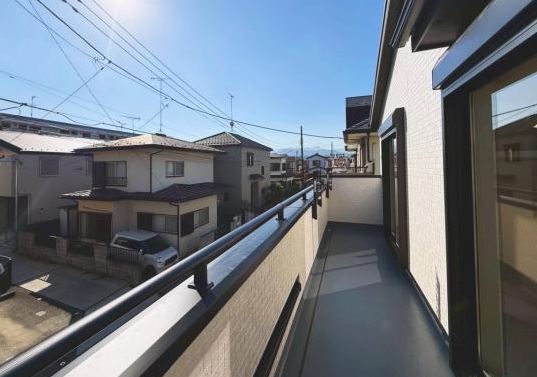 相模原市中央区上溝の新築戸建てのバルコニーの写真