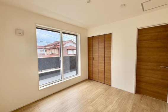 相模原市中央区上溝の新築戸建ての洋室2の写真