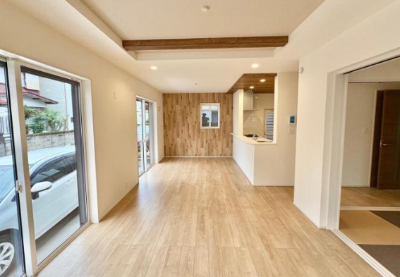 相模原市中央区上溝の新築戸建てのリビングの写真