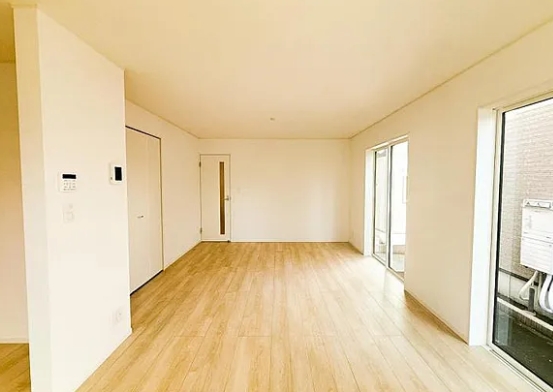 相模原市中央区上溝の新築戸建て5号棟のリビングの写真