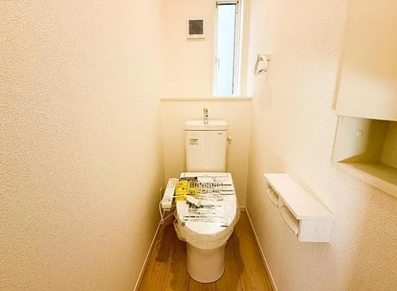 相模原市中央区上溝の新築戸建て6号棟のトイレ1Fの写真