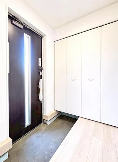 相模原市中央区田名の新築戸建て1号棟の玄関の写真