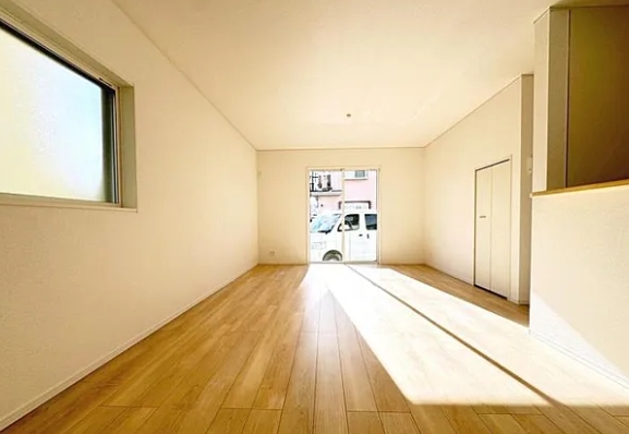 相模原市中央区田名の新築戸建て2号棟のリビングの写真