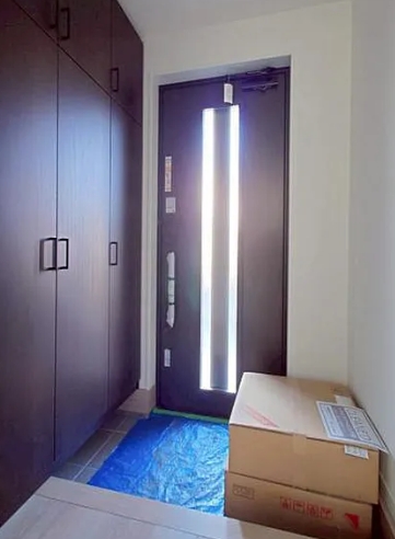 相模原市緑区相原1丁目の新築戸建て1号棟の玄関の写真