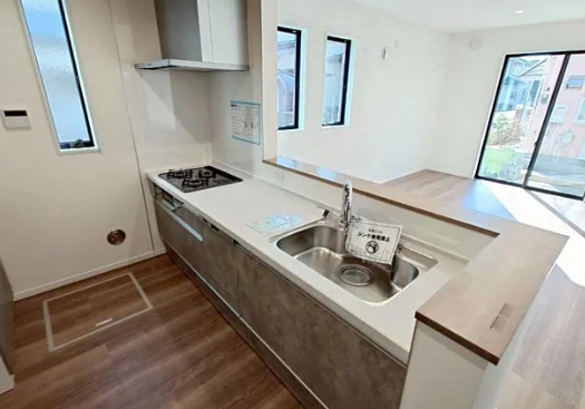 相模原市緑区相原1丁目の新築戸建て2号棟のキッチンの写真