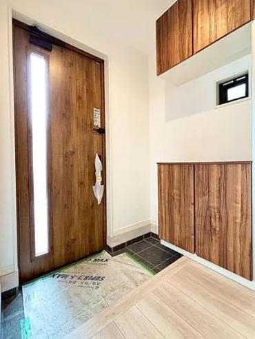 相模原市緑区二本松2丁目の新築戸建て1号棟の玄関の写真