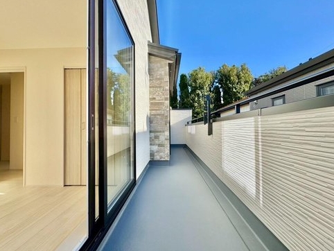 相模原市緑区西橋本3丁目の新築戸建てのバルコニーの写真