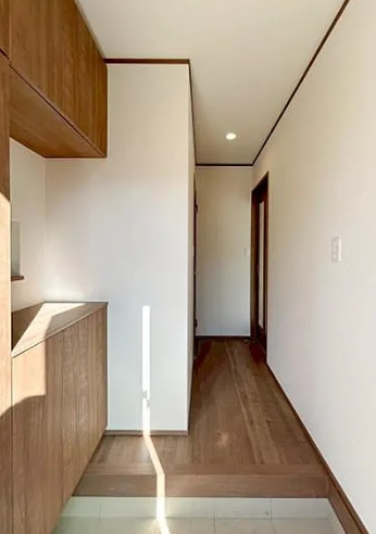 相模原市南区上鶴間1丁目の新築戸建てA号棟の廊下の写真