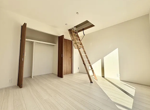 相模原市南区下溝の新築戸建ての洋室1の写真