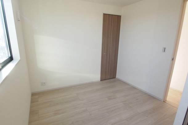 相模原市南区相武台3丁目の新築戸建ての洋室3の写真