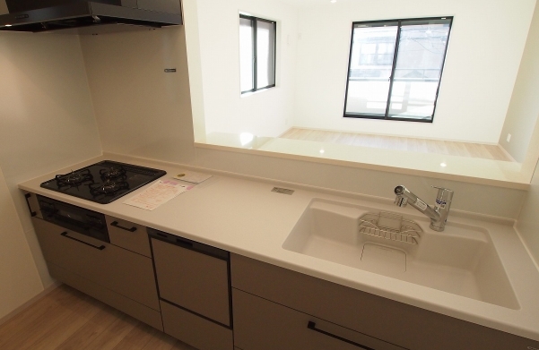 相模原市南区相武台3丁目の新築戸建てのキッチンの写真