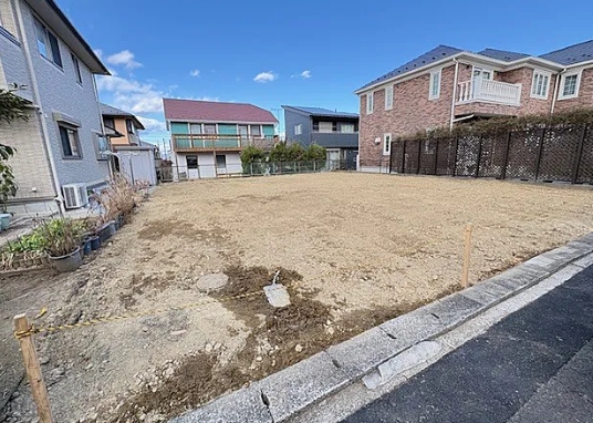 八王子市絹ケ丘1丁目の土地区画の外観の写真