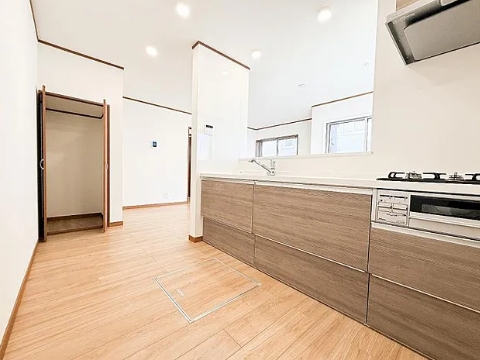 町田市相原町の中古戸建てのキッチンの写真